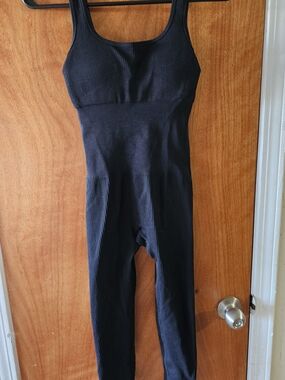 Sleeveless Ribbed Black Jumpsuit for Women